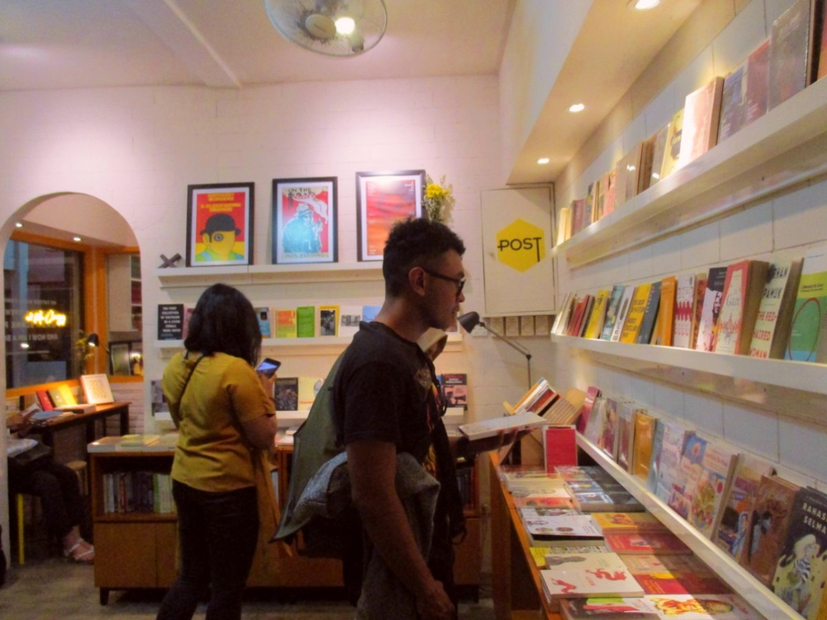 Lo bisa minta rekomendasi buku yang sesuai dengan ‘jiwa’ lo di Post Santa!